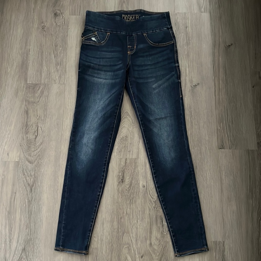 Rock and Republic maternity jeans. Size 2 m